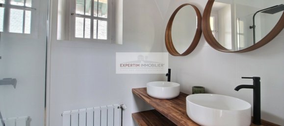 5 bedrooms House in Versailles, France No. 322549 13