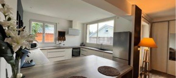 1 bedroom House in Lormont, France No. 291923 3