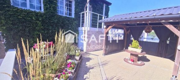 3 bedrooms House in La Couture-Boussey, France No. 313606 2