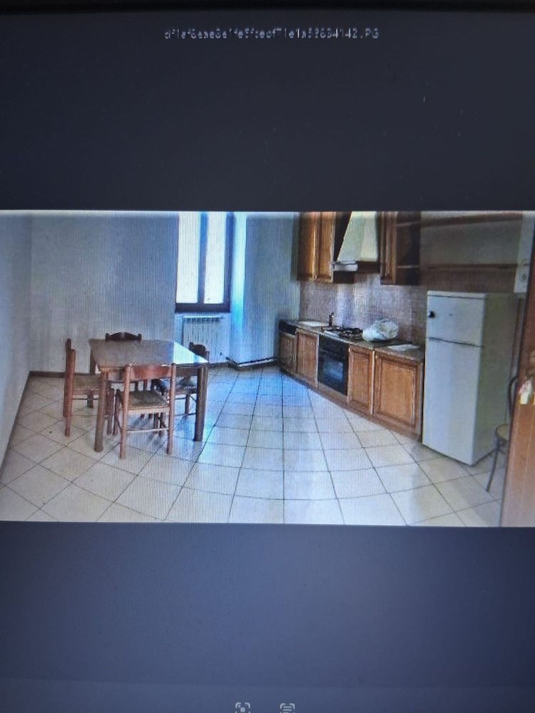 Apartamento T2 em Valgreghentino, Italy N.º 365498
