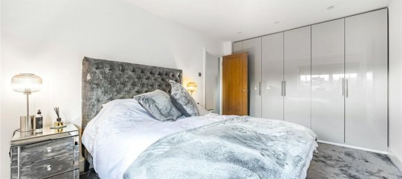 4 bedrooms House in Barnet, United Kingdom No. 6486 9