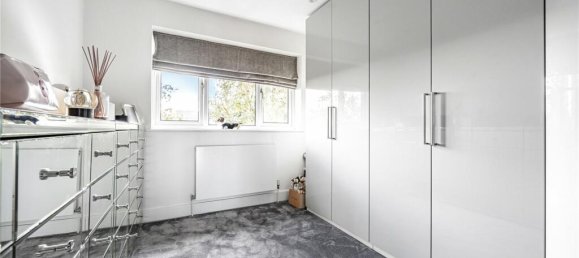 4 bedrooms House in Barnet, United Kingdom No. 6486 10