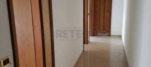 Bureau à Venice, Italy 80m² No. 176789 11