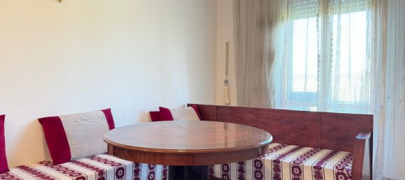 4 rooms Apartment in Ponsacco, Italy No. 143964 4