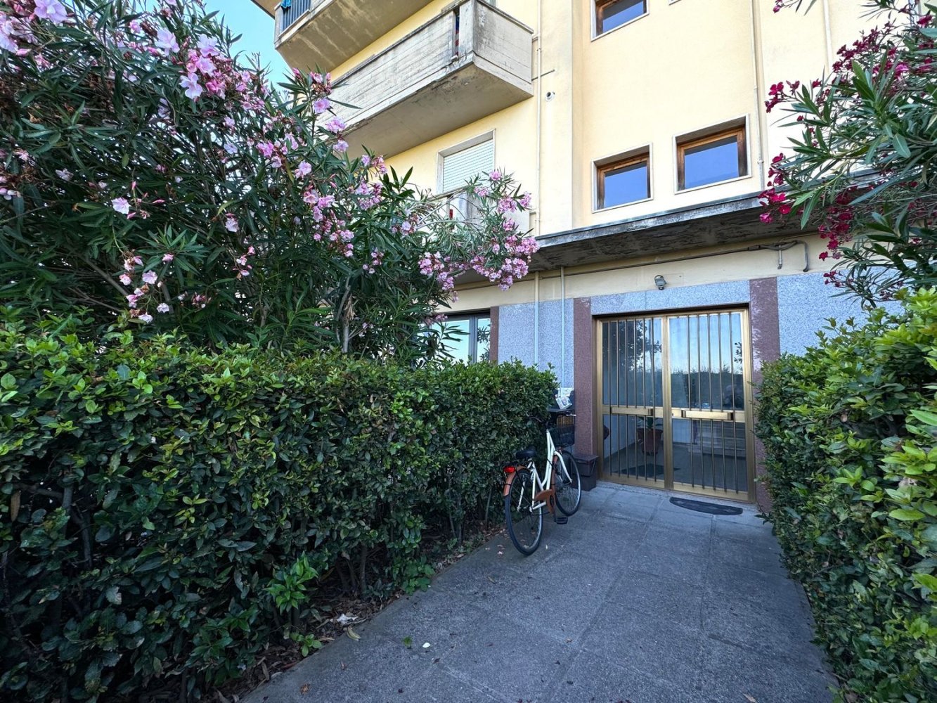 4 rooms Apartment in Ponsacco, Italy No. 143964
