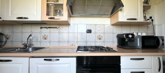 4 rooms Apartment in Ponsacco, Italy No. 143964 7
