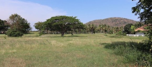  Commercial property in Hua Hin, Thailand No. 6757 5