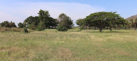  Commercial property in Hua Hin, Thailand No. 6757 8