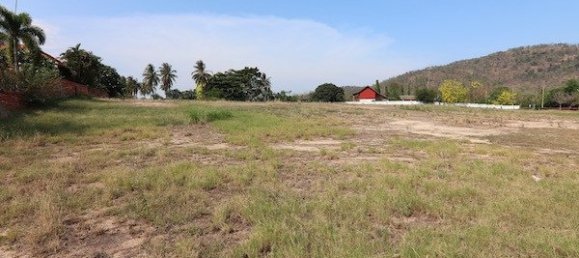  Commercial property in Hua Hin, Thailand No. 6757 14