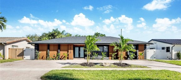 6 dormitorios villa en venta en Miami, Miami-Dade, Florida, USA № 615393 24