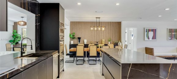 6 dormitorios villa en venta en Miami, Miami-Dade, Florida, USA № 615393 20