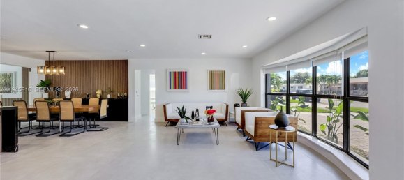 6 dormitorios villa en venta en Miami, Miami-Dade, Florida, USA № 615393 22