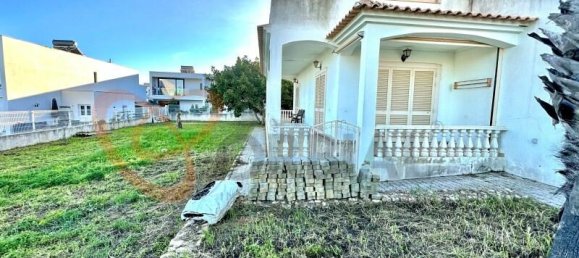 4 Schlafzimmer Haus in Ferreiras, Portugal, Nr. 88715 17