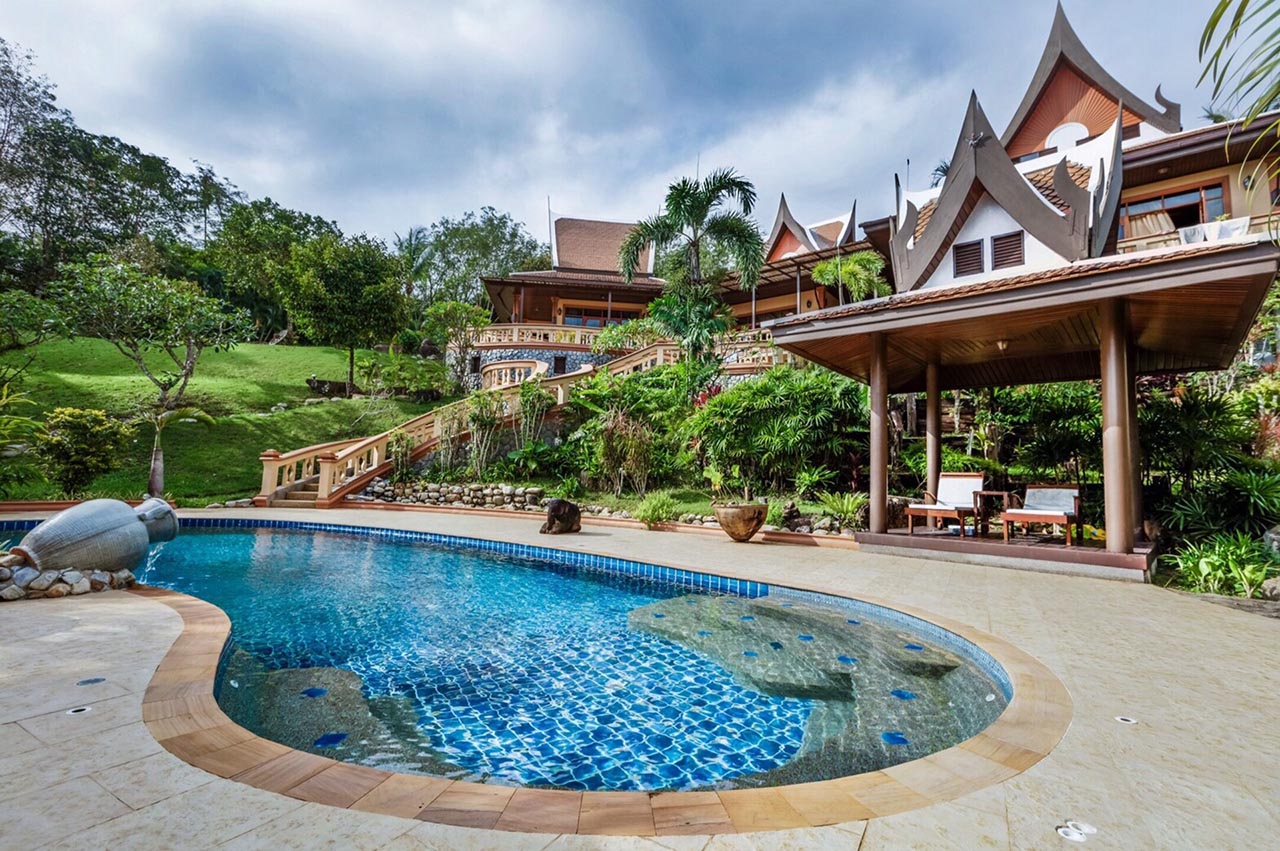 7 bedrooms Villa in Layan Beach, Thailand No. 25909