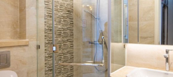 2 bedrooms Apartment in District 1, Vietnam No. 17778 22