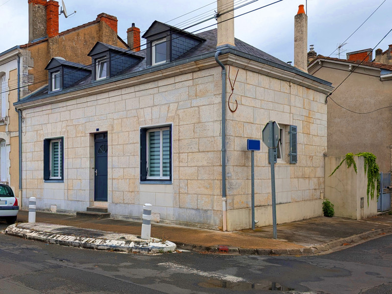 3 bedrooms House in Perigueux, France No. 325655