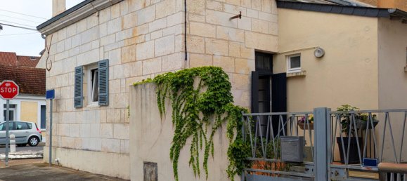 3 bedrooms House in Perigueux, France No. 325655 2