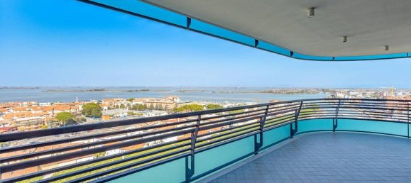 Квартира с 5 комнатами в Гориция, Италия № 60545 2