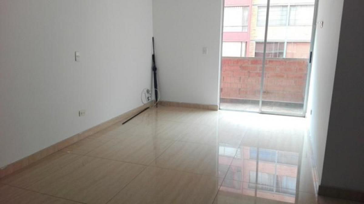 Casa de 3 dormitorios en Medellín, Colombia No. 6848