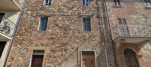 Дом с 10 комнатами в Кастильоне дель Лаго, Италия № 156458 2