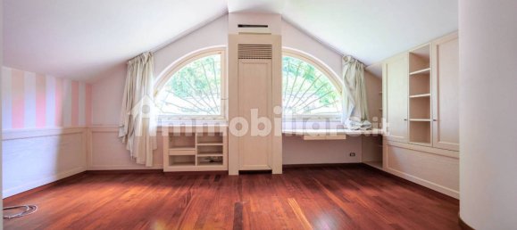 2 bedrooms Villa in Turin, Italy No. 296357 26