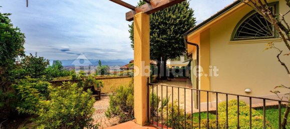 2 bedrooms Villa in Turin, Italy No. 296357 7