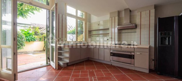 2 bedrooms Villa in Turin, Italy No. 296357 22