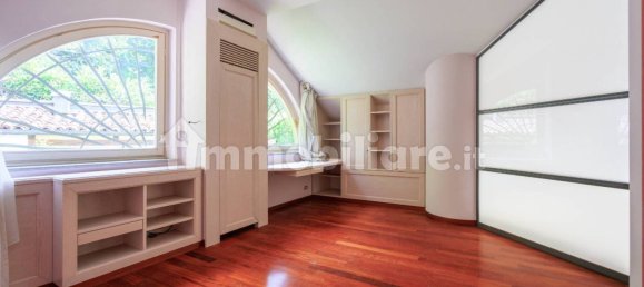 2 bedrooms Villa in Turin, Italy No. 296357 30