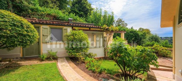 2 bedrooms Villa in Turin, Italy No. 296357 10