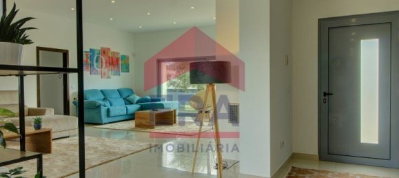 4 Schlafzimmer Haus in Atouguia da Baleia, Portugal, Nr. 112397 2