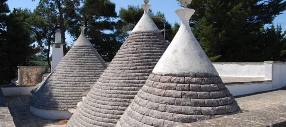 3 bedrooms Villa in Martina Franca, Italy No. 300266 2