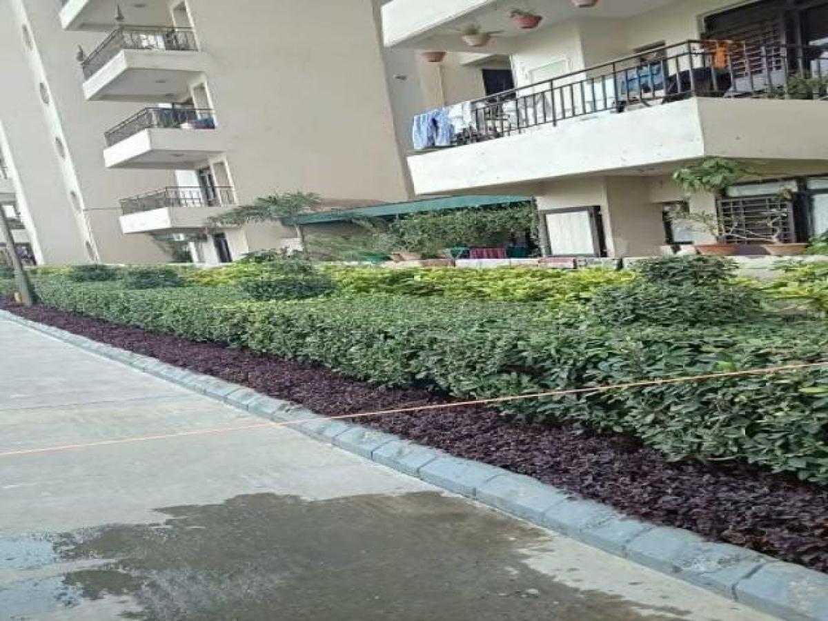 Casa T2 em Ghaziabad, India N.º 3302