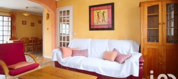 Casa de 4 dormitorios en Drancy, France No. 354742 3