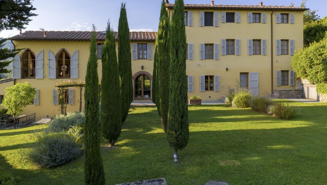 6 bedrooms Villa in Capannori, Italy No. 377450