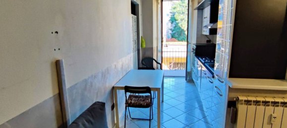 2-salle Appartement à Turin, Italy No. 224436 7