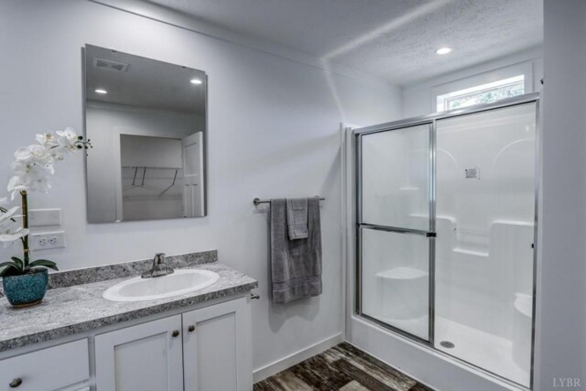 3 bedrooms House in Evington, USA No. 424476