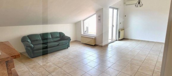 4-Zimmer Penthouse in Spoltore, Italy, Nr. 20998 12