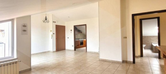 4-Zimmer Penthouse in Spoltore, Italy, Nr. 20998 11
