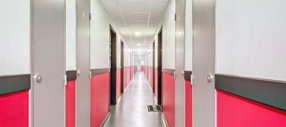 Studio in Reims, France No. 160142 6