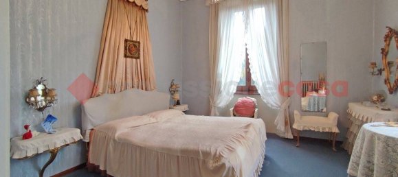 Вилла с 8 комнатами в Леза, Италия № 108015 17