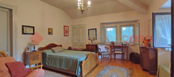 Вилла с 8 комнатами в Леза, Италия № 108015 19