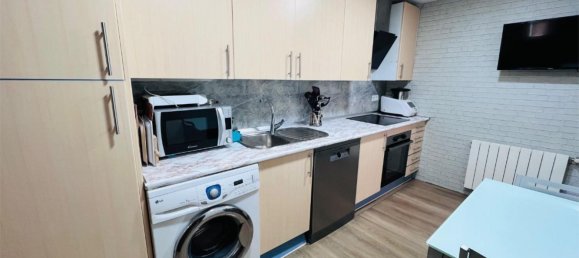 3 bedrooms Apartment in Valdemoro, Spain No. 191464 9