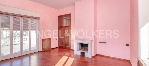 5 bedrooms Villa in Como, Italy No. 129727 14