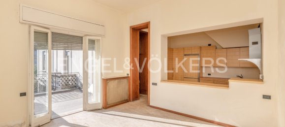 5 bedrooms Villa in Como, Italy No. 129727 11
