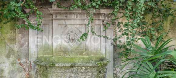 5 bedrooms Villa in Como, Italy No. 129727 24