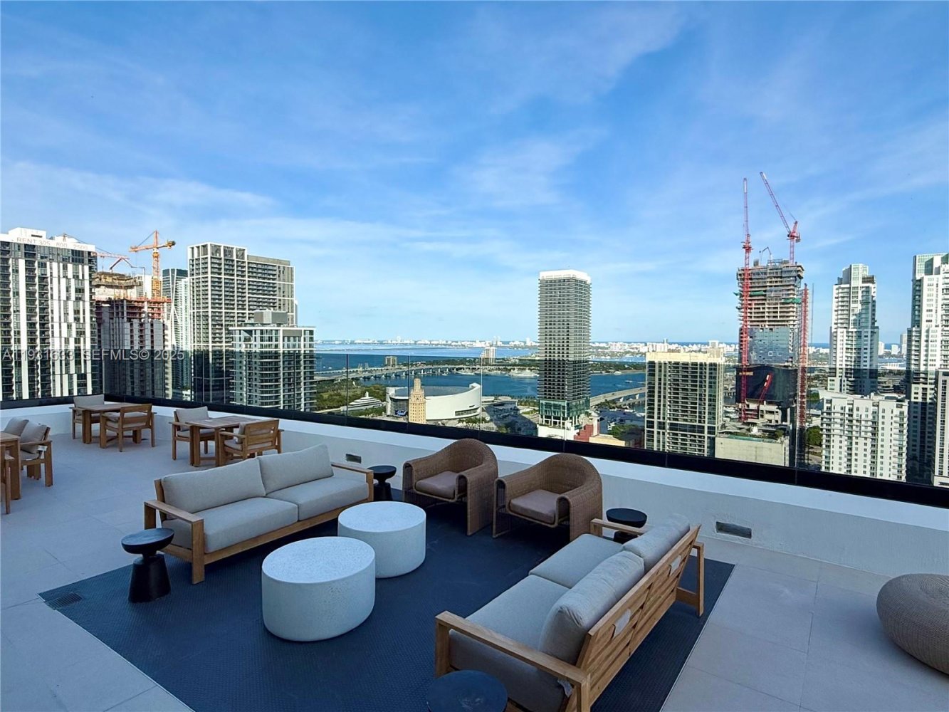 Propriedade comercial T1 em Miami, EUA N.º 614713