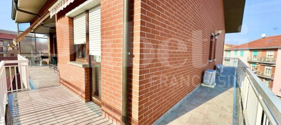 4 غرف نوم بانتهاوس في Grugliasco, Italy رقم 7908 8