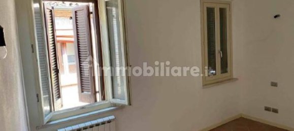 1 bedroom Apartment in Ferrara, Italy No. 25099 10