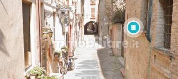 1 bedroom Apartment in Ferrara, Italy No. 25099 2