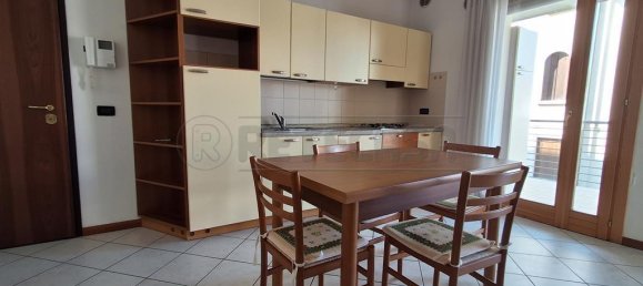 1 bedroom Apartment in Vicenza, Italy No. 266476 2